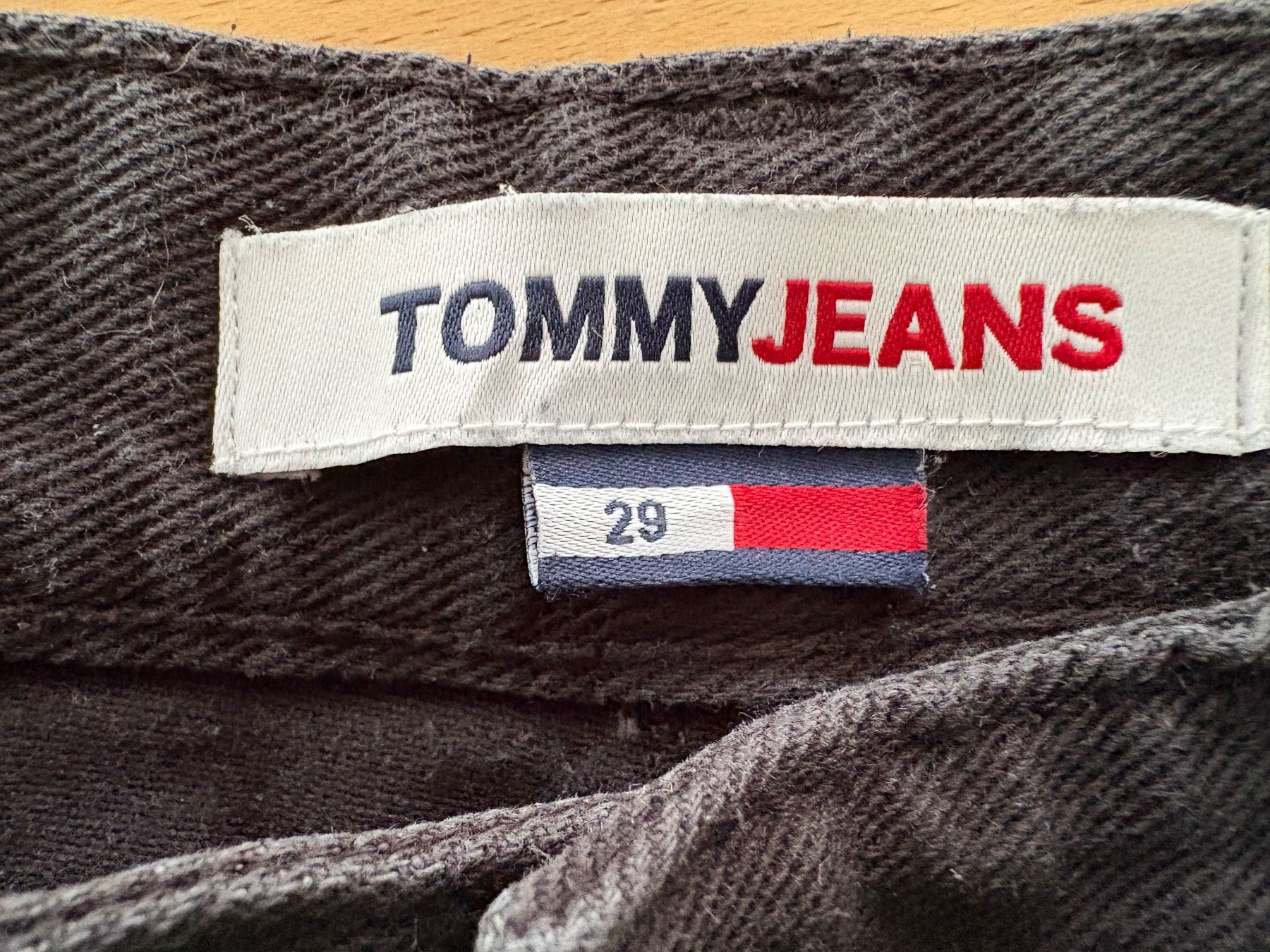 Tommy Hilfiger Pantaloni: Shorts - Tommy Jeans - Grösse 29 – Usato da Oberuzwil venduto da jabano 1