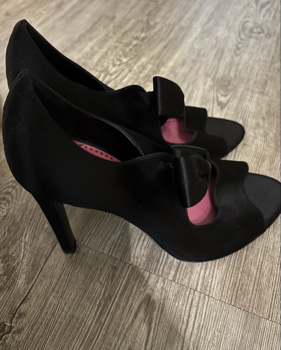 Scarpe da donna: Moschino – Usato da Oberengstringen venduto da nad_wmw2 1