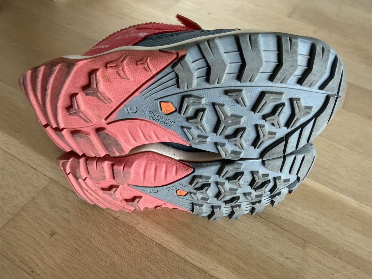 Decathlon Scarpe per ragazzi: Trekking schuhe mädchen jungen 31 – Usato da Münsingen venduto da Lop. 3