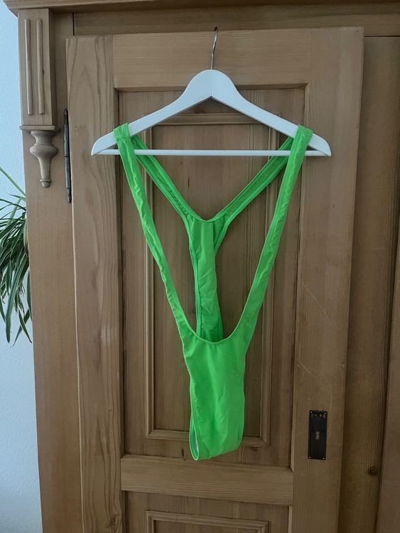Mankini Borat Color Verde Lima - Comprar Online {Miles de Fiestas