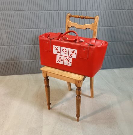 1970s Gym Bag Kunstleder Sporttasche rot Fussballtasche
