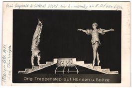 Fotografie Zirkus Akrobaten, Orig. Trepp
