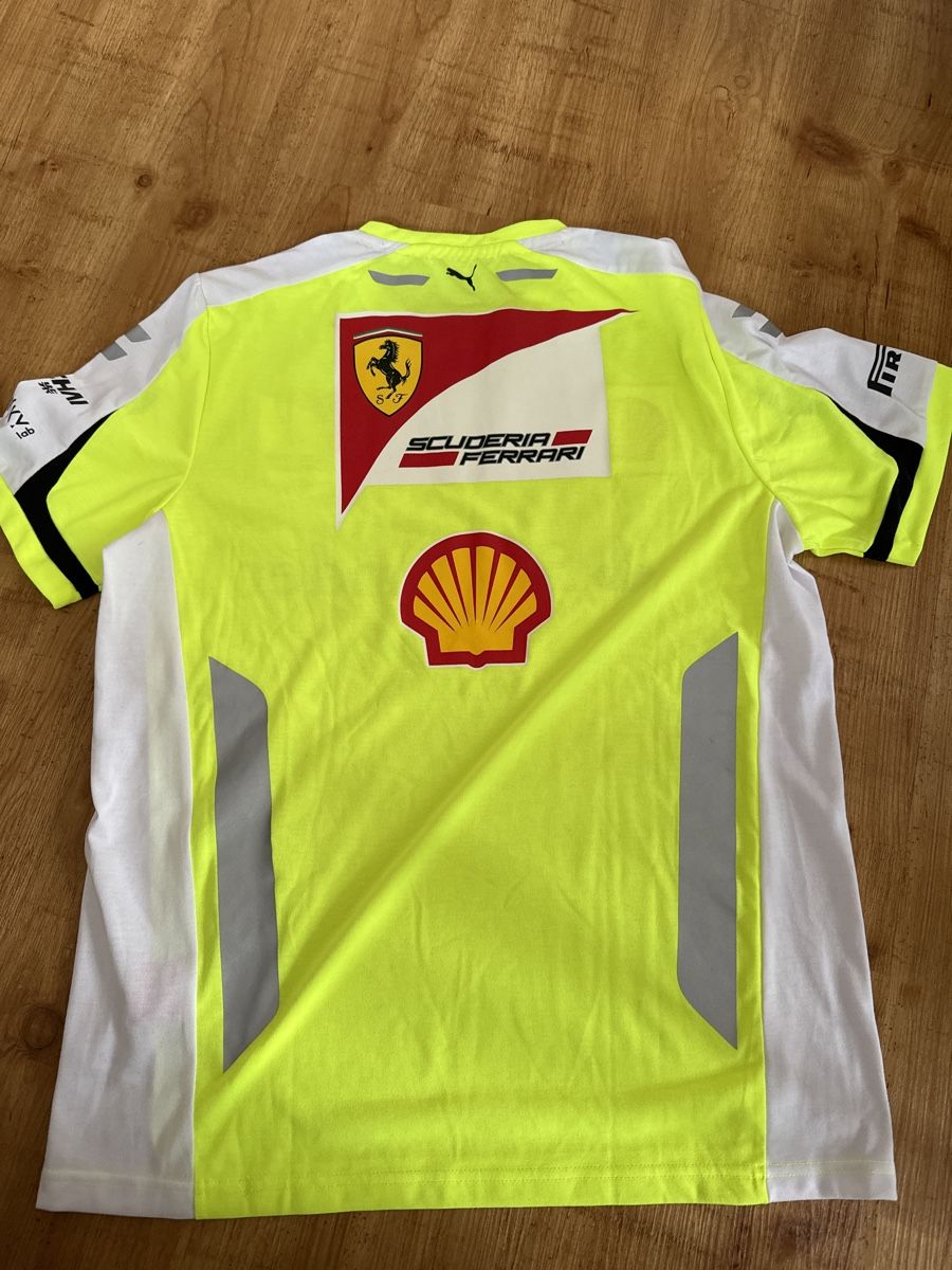 Puma Leibchen & Hosen: Scuderia Ferrari Team Shirt – Gebraucht aus Vella von Buendnersteinbock 1