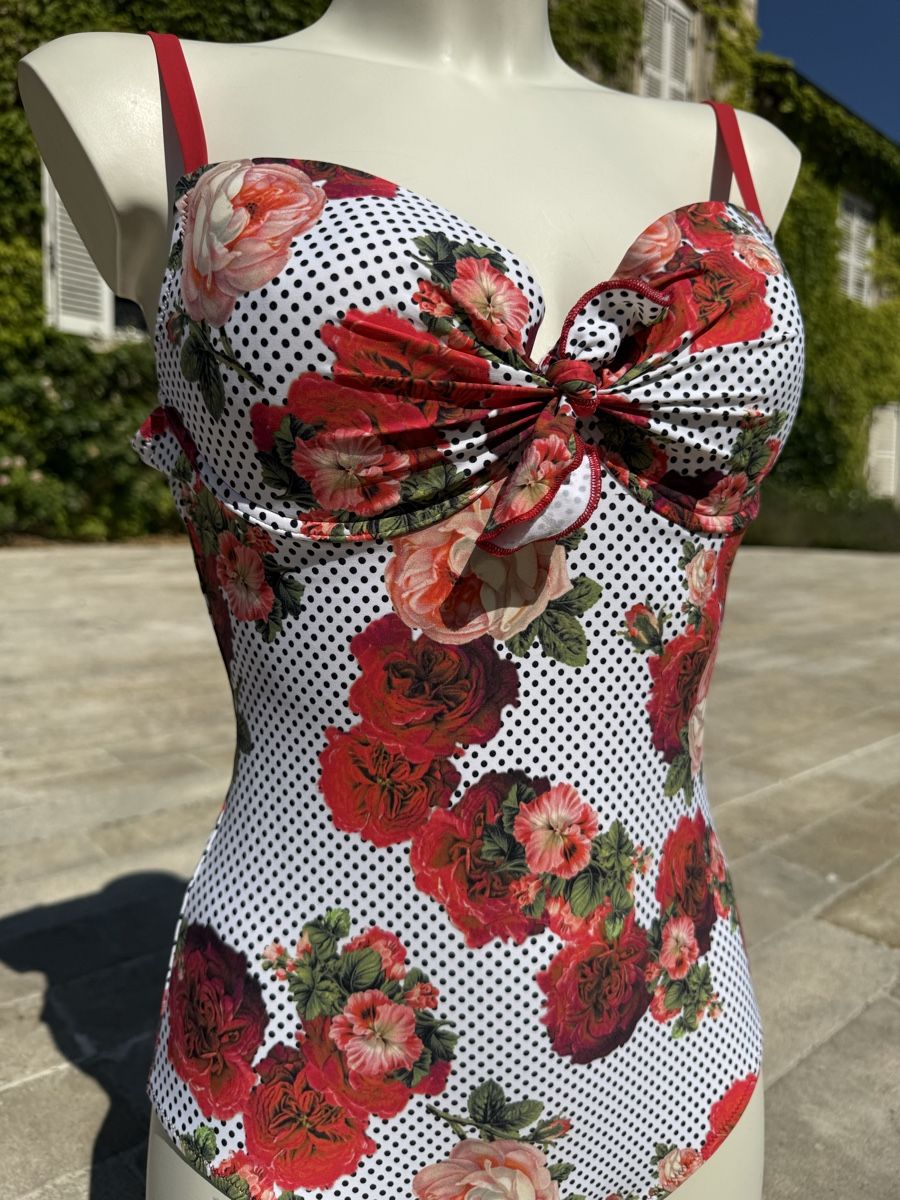 Badekleider & Bikinis: Badeanzug in Gr. M Cup C – Neu (gemäss Beschreibung) aus Olten von ale_nb2x 1