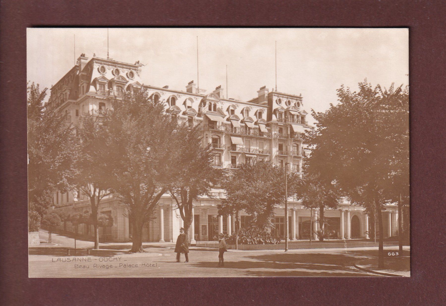 Cartoline postali: LAUSANNE - Beau-Rivage Palace – Usato da Pully venduto da nicecards