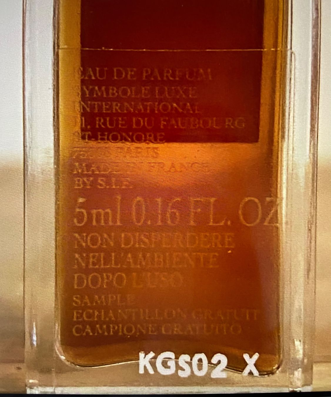 Serge Lutens Profumi & Eau de Toilette: SERGE LUTENS Un Bois Vanille Edp 5ml FIRST BATCH 2003 – Nuovo (secondo la descrizione) da Genève venduto da kik_8jd6 3