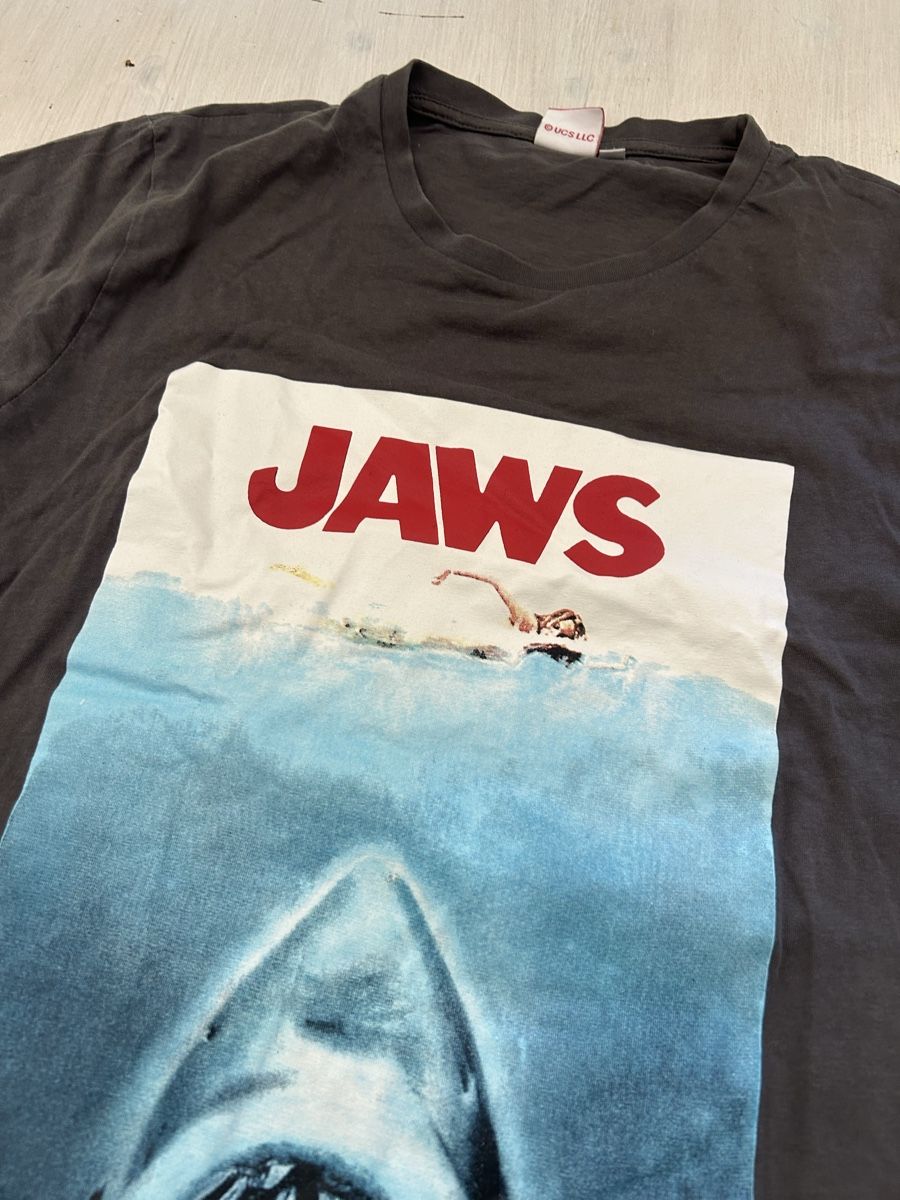 T-Shirts: Herren T-Shirt Jaws Gr. M – Gebraucht aus Riedholz von karinadam 1