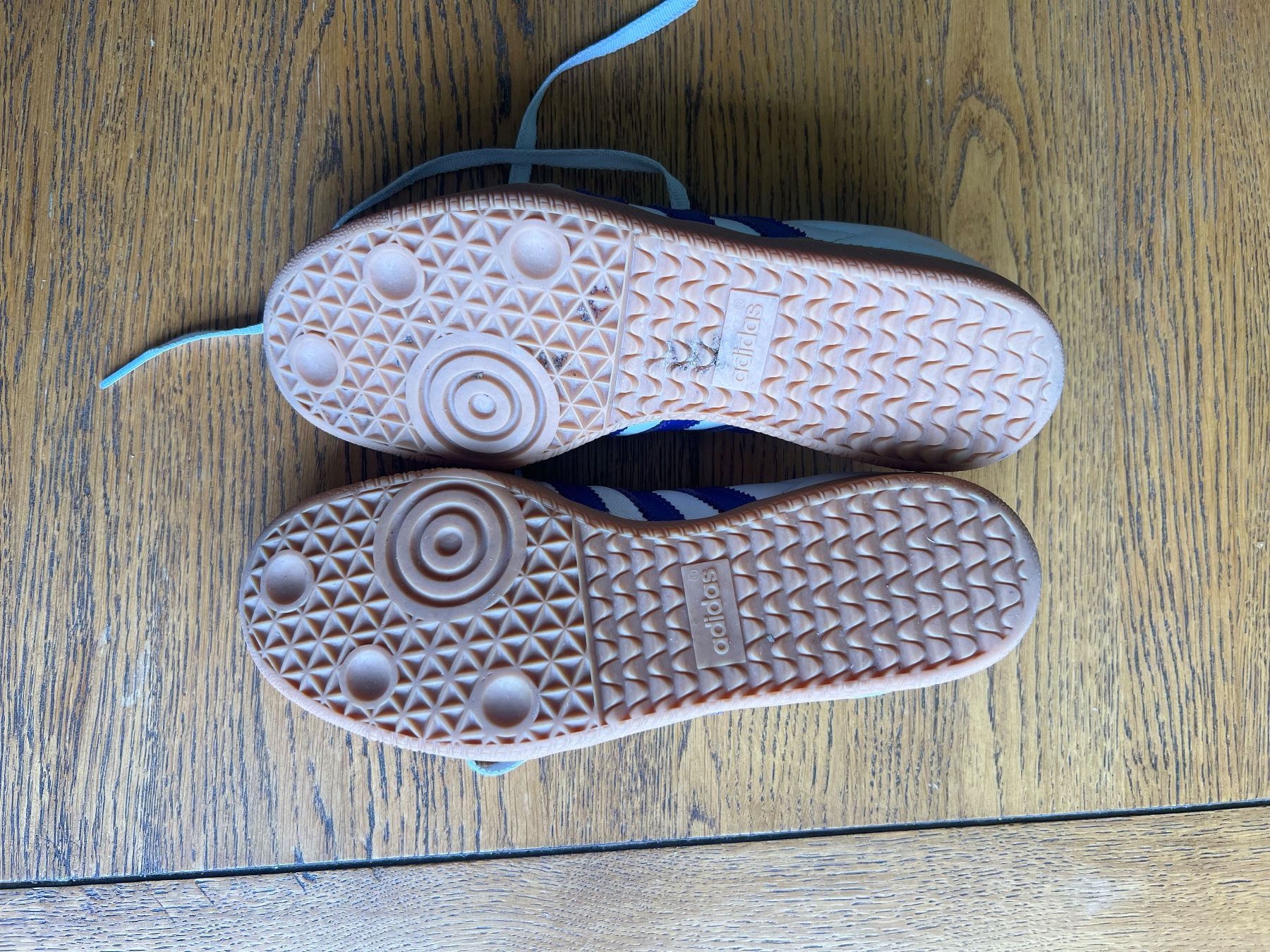 Adidas Herrenschuhe: Adidas Samba Sneakers weiss/blau – Gebraucht aus Zürich von livozh 2