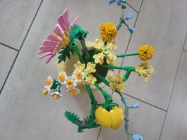 LEGO Bauset 10347: Kleiner Sommerstrauss