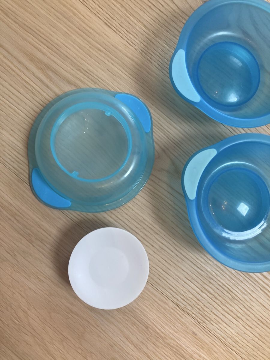 Set di piatti: Baby Essgeschirr mit Saugnapf – Usato da Rorbas venduto da Astrafix 1