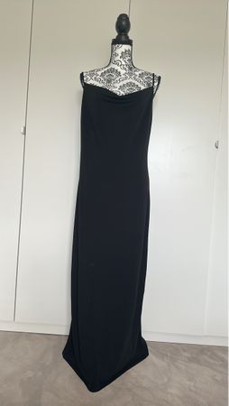 Kleid schwarz Grösse M AYLİN KOENİG MATHILDE mit Etikett