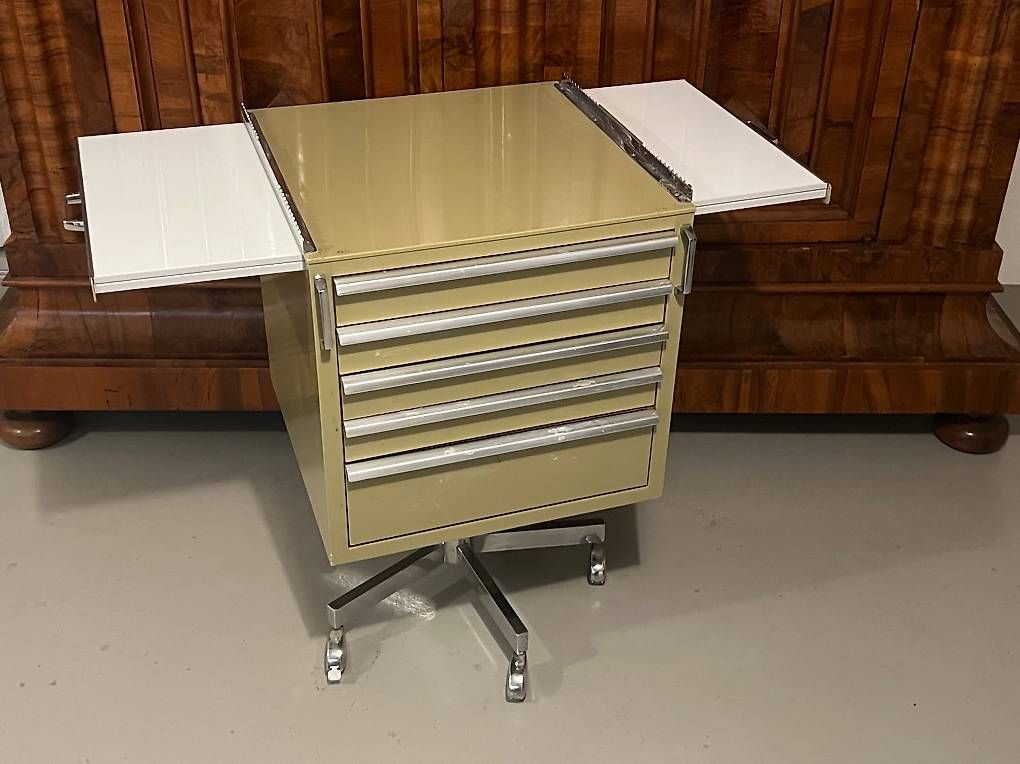Banconi: Zahnarztmöbel / Rollcontainer – Usato da Zürich venduto da StivaCreativa 1