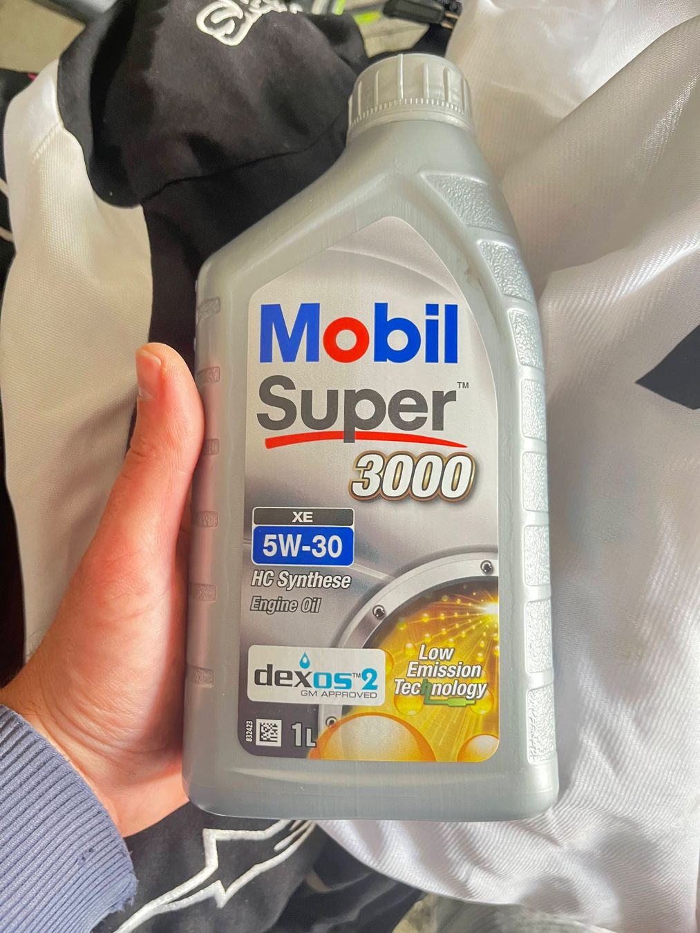 Öl und Additive: Mobil Motoröl 5w30 1L – Neu und originalverpackt aus Uster von r_mendes