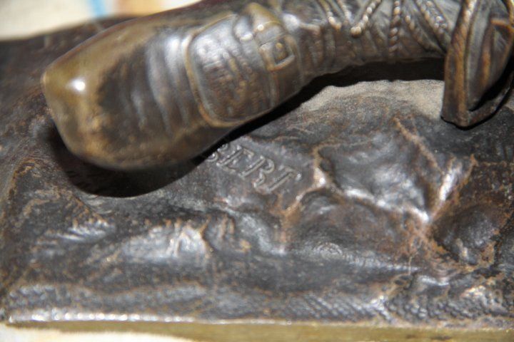 Sculture & Statue: Antique sculpture en bronze signe . – Usato da Praz (Vully) venduto da pikuluka1 8