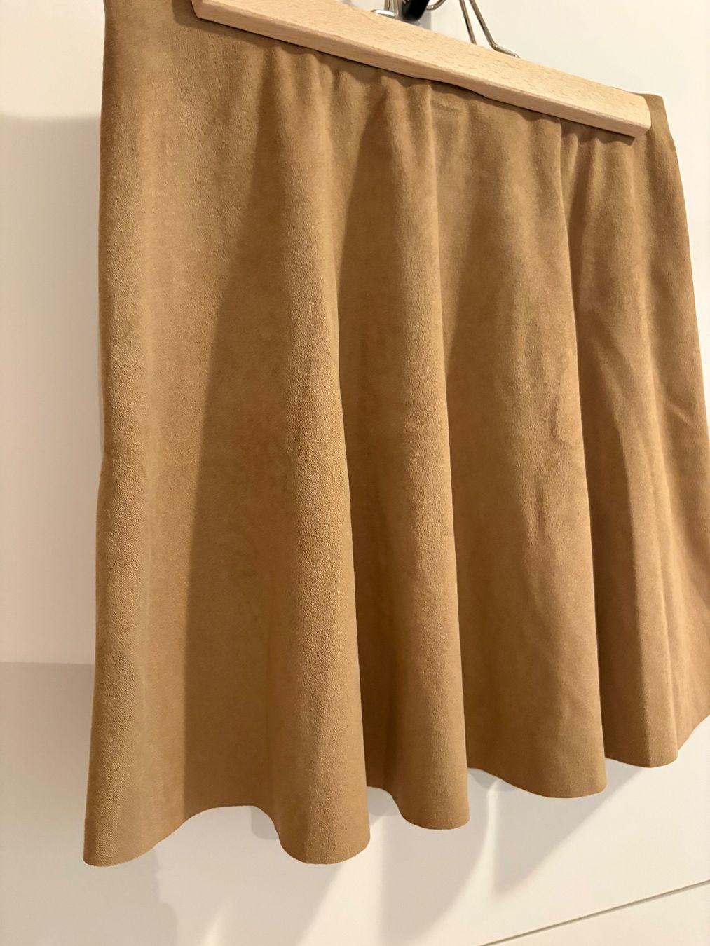 Brandy Melville Röcke: Jupe trapèze camel - s brandy Melville – Neu (gemäss Beschreibung) aus Pully von kaba07 2