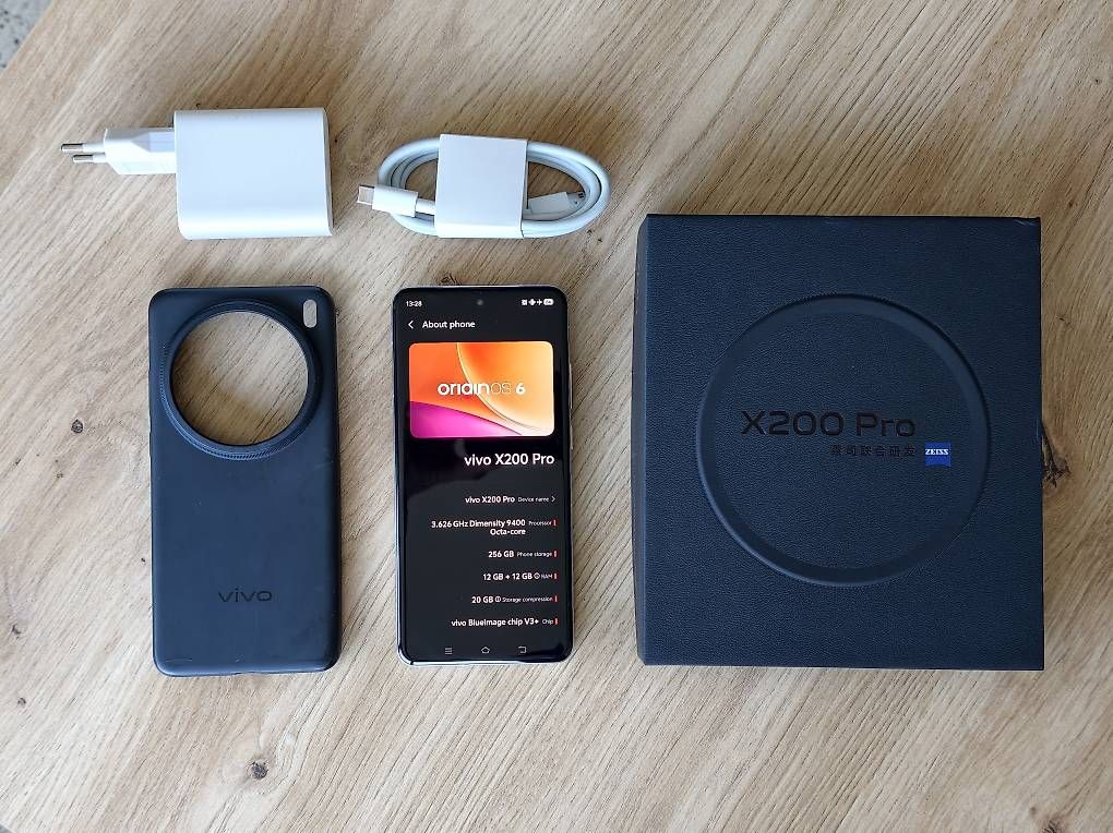 Handys / Smartphones: Vivo X200 Pro 256GB GLOBAL – Gebraucht aus Horgen von phi_dc7t