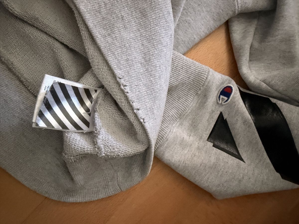 Off-White Maglioni & Felpe: Off White x Champion Sweater – Usato da Zürich venduto da Bonez_9 3