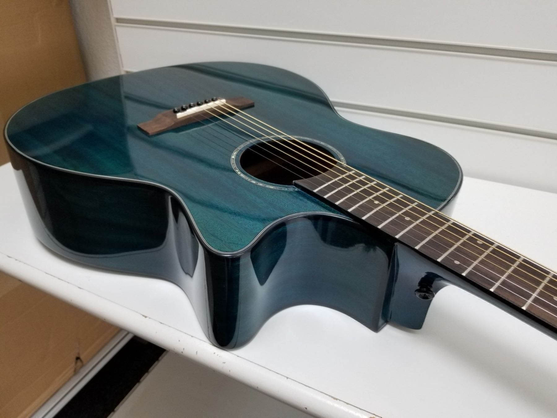 Musikinstrumente: Akustisch gitarre M-D10S BL, Neuwertig – Neu (gemäss Beschreibung) aus Glattbrugg von Swissmusik 2