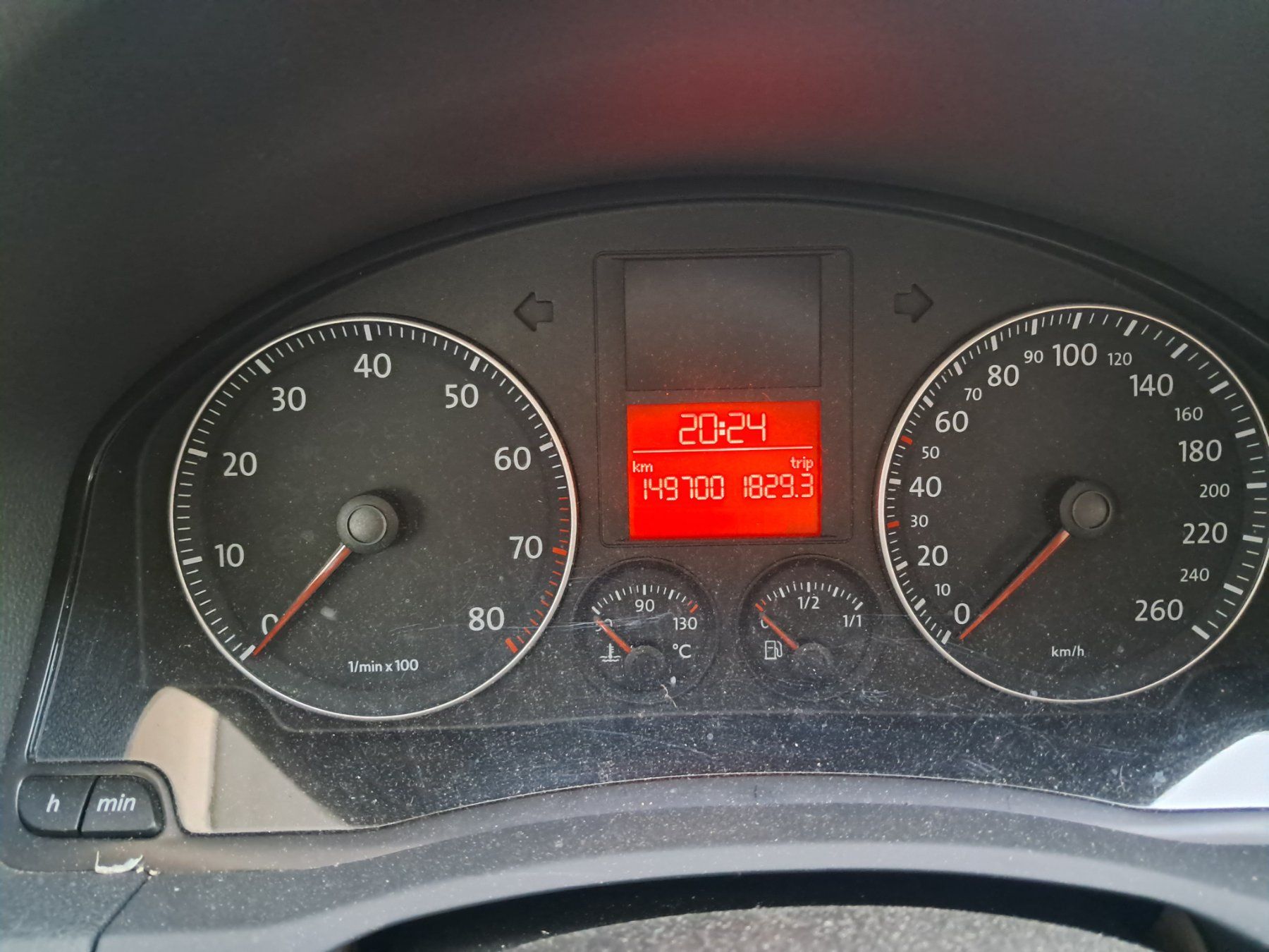 VW Automobili: VW GOLF 5  2.0FSI – Usato da Goldingen venduto da Koffer1.4 3