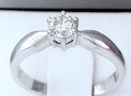 NEUER DIAMANT-SOLITÄR RING 0.30ct WG750