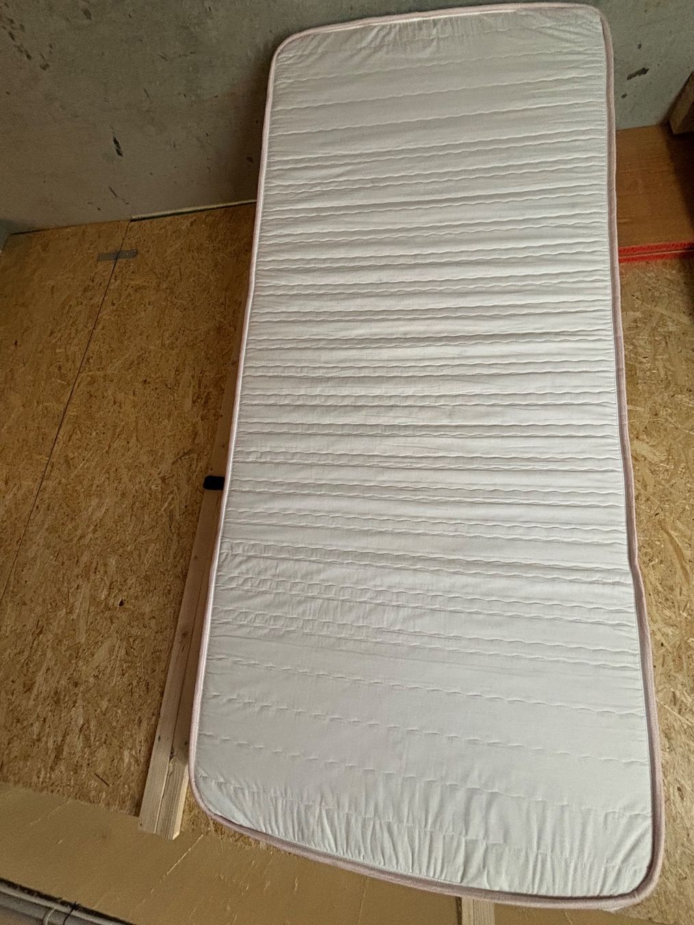 Materassi: Matratze 90x200 – Usato da Zug venduto da Biki72 1