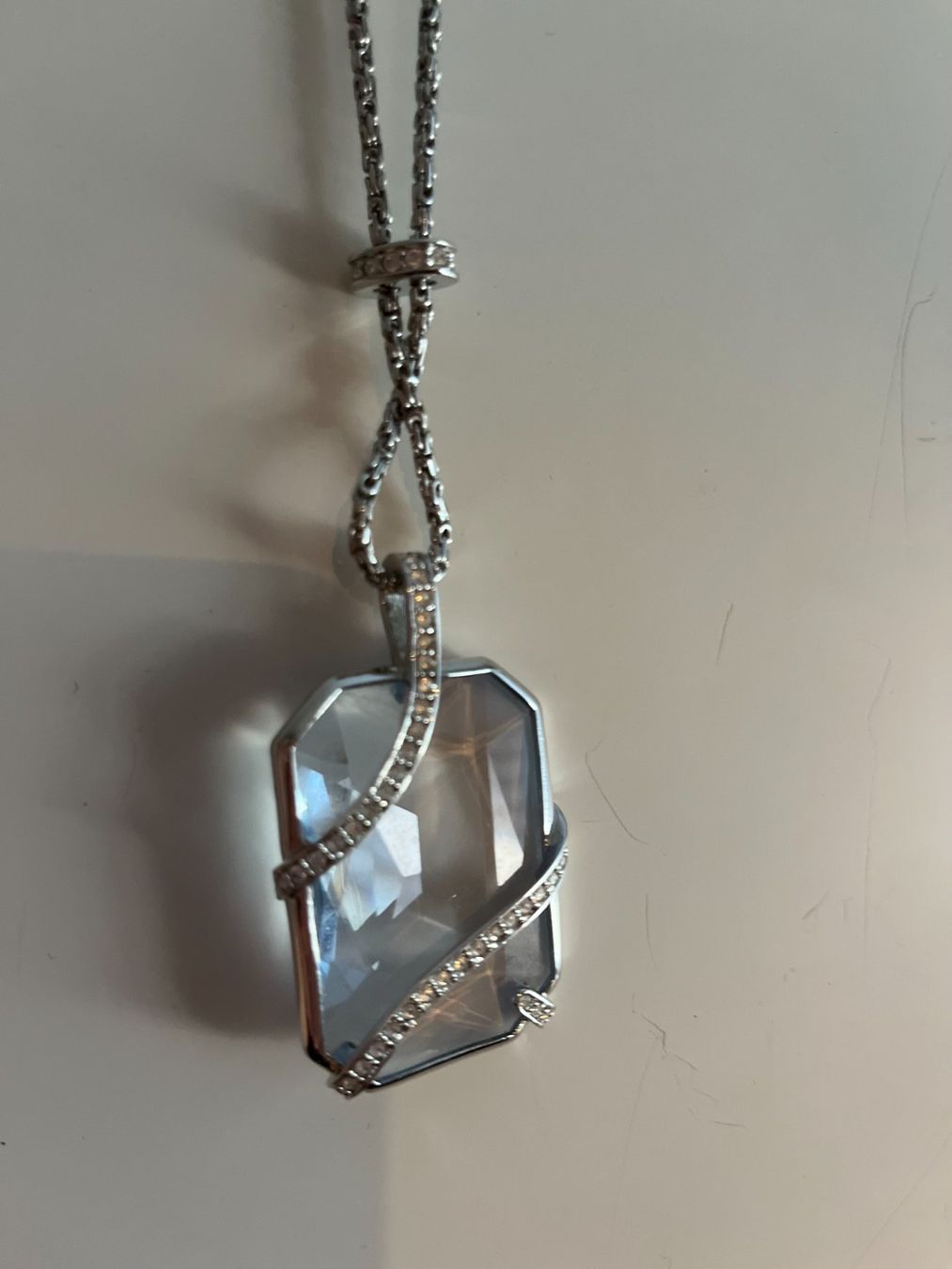 Swarovski Catenine: Swarovski Kette mit Anhänger – Usato da ST. GALLENKAPPEL venduto da EliB 2