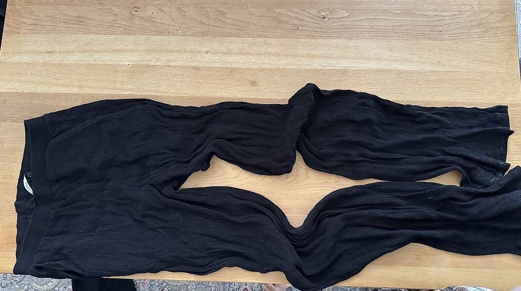 Pantaloni: 4 Stück  – Usato da St. Gallen venduto da sho_xzw7 1