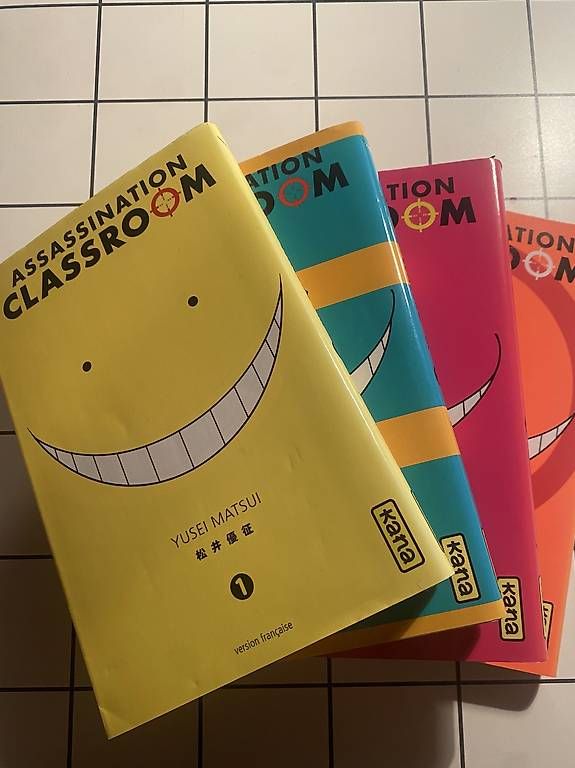 Fumetti: Manga Assassination Classroom tome 1 à 4 – Usato da Luc (Ayent) venduto da Caaam