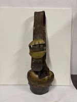 Antike Schelle mit Lederriemen signiert