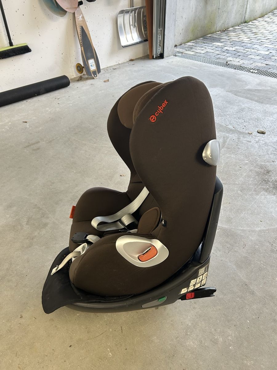 Cybex Seggiolini per auto: Kindersitz Cybex Sirona Isofix Braun – Usato da Bad Zurzach venduto da Balu1989 3