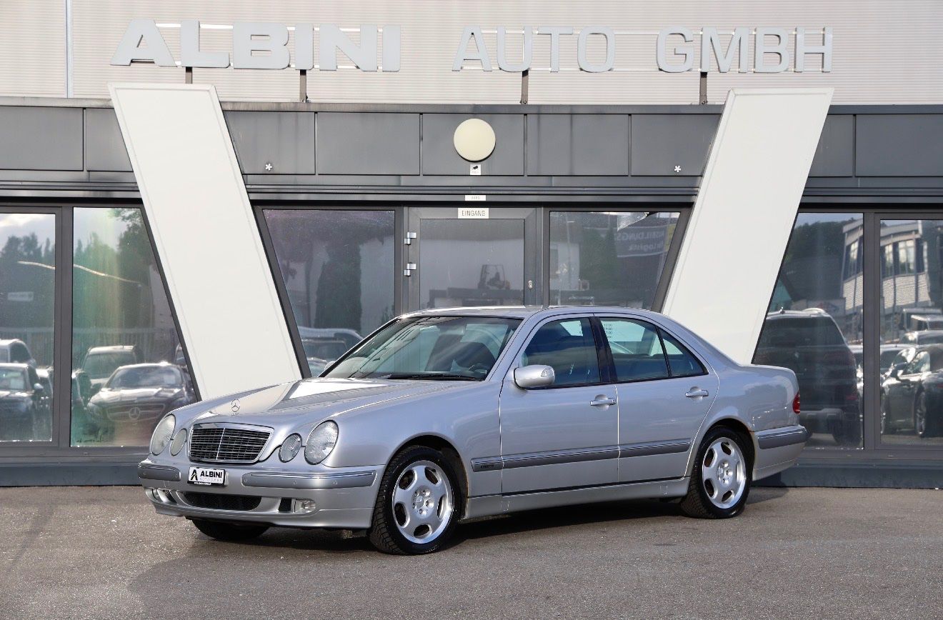 Mercedes-Benz Automobili: Mercedes E280 4-Matic AUTOMAT – Usato da Rümlang venduto da AlbiniAutoGmbH