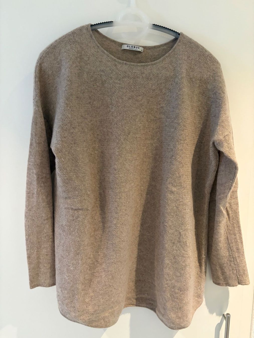 Globus Pulls & Sweat-shirts: Globus Kaschmir Pullover beige – D'occasion à Dielsdorf par Anthony111