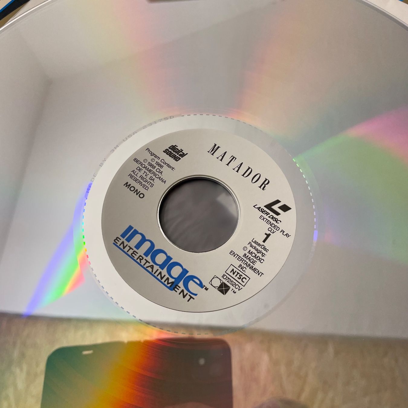 Tous les DVDs: Almodovar: Matador - LASER DISC - Englisch Original – D'occasion à Stans par Brode 2