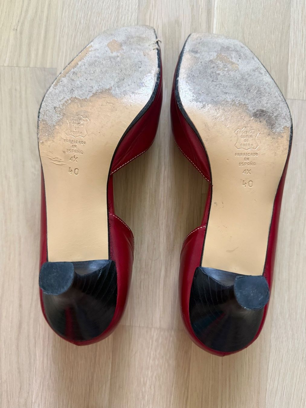 Damenschuhe: Pumps rot Leder Grösse 40 – Gebraucht aus Wiesendangen von iri_5pq6 3
