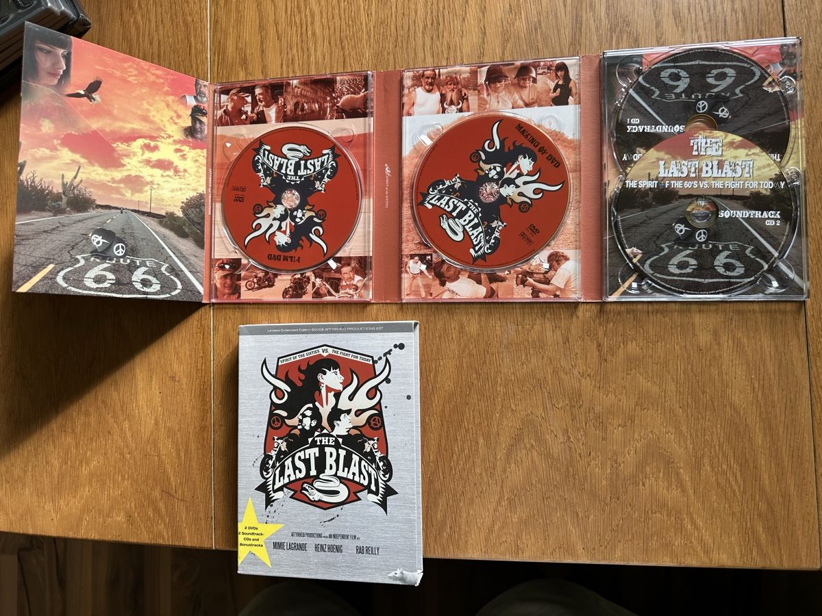 Tutti i DVDs: The Last Blast DVD Box ￼ – Usato da Benken ZH venduto da Audi-erich 2