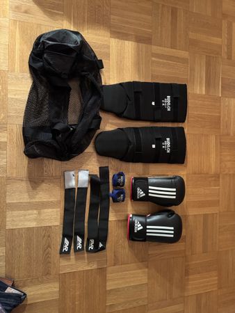 Adidas Boxhandschuhe & Schienbeinschoner - Top Zustand!