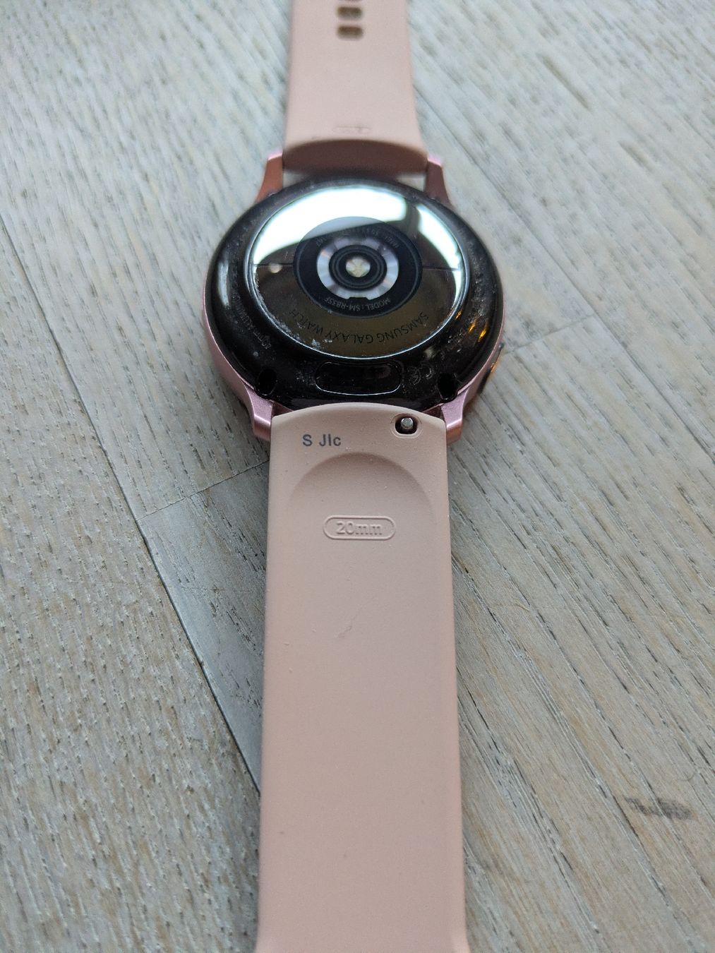 Samsung Smartwatch: Samsung Galaxy Watch Active 2 mit Rose Armband – Usato da Kirchlindach venduto da Chantalone 5