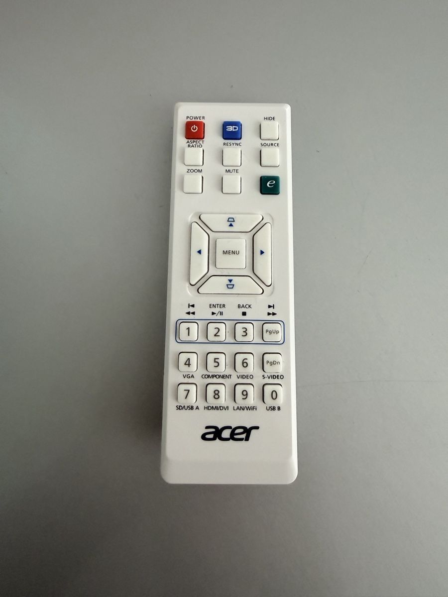 Acer Home Cinema: Acer G6815BD – Usato da Bern venduto da Nickfabian 4