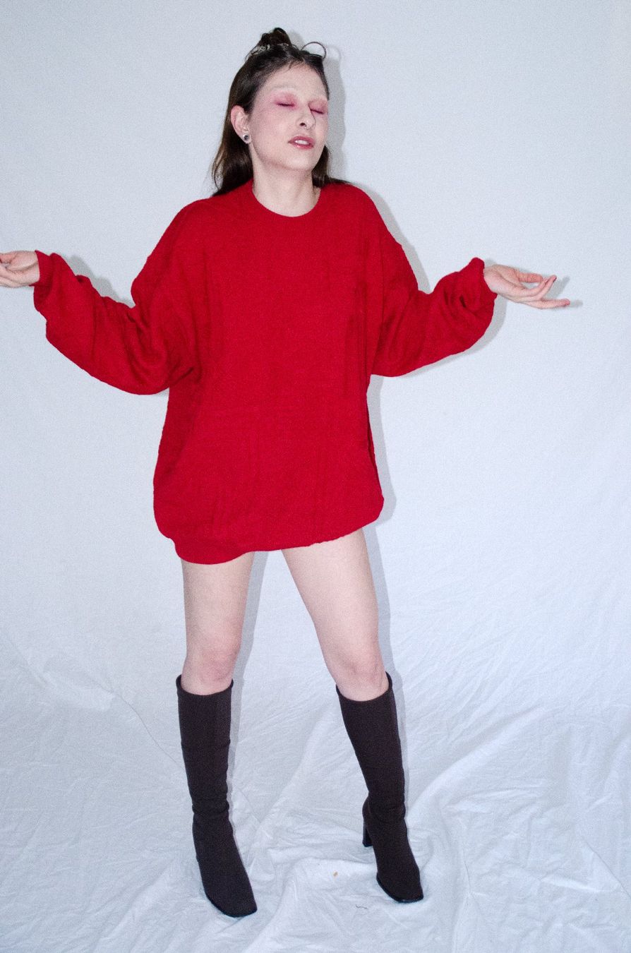 Maglioni & Felpe: Roter Oversize Strickpullover - Kuschelig durch den Winter! – Usato da Zürich venduto da Konsumware 1
