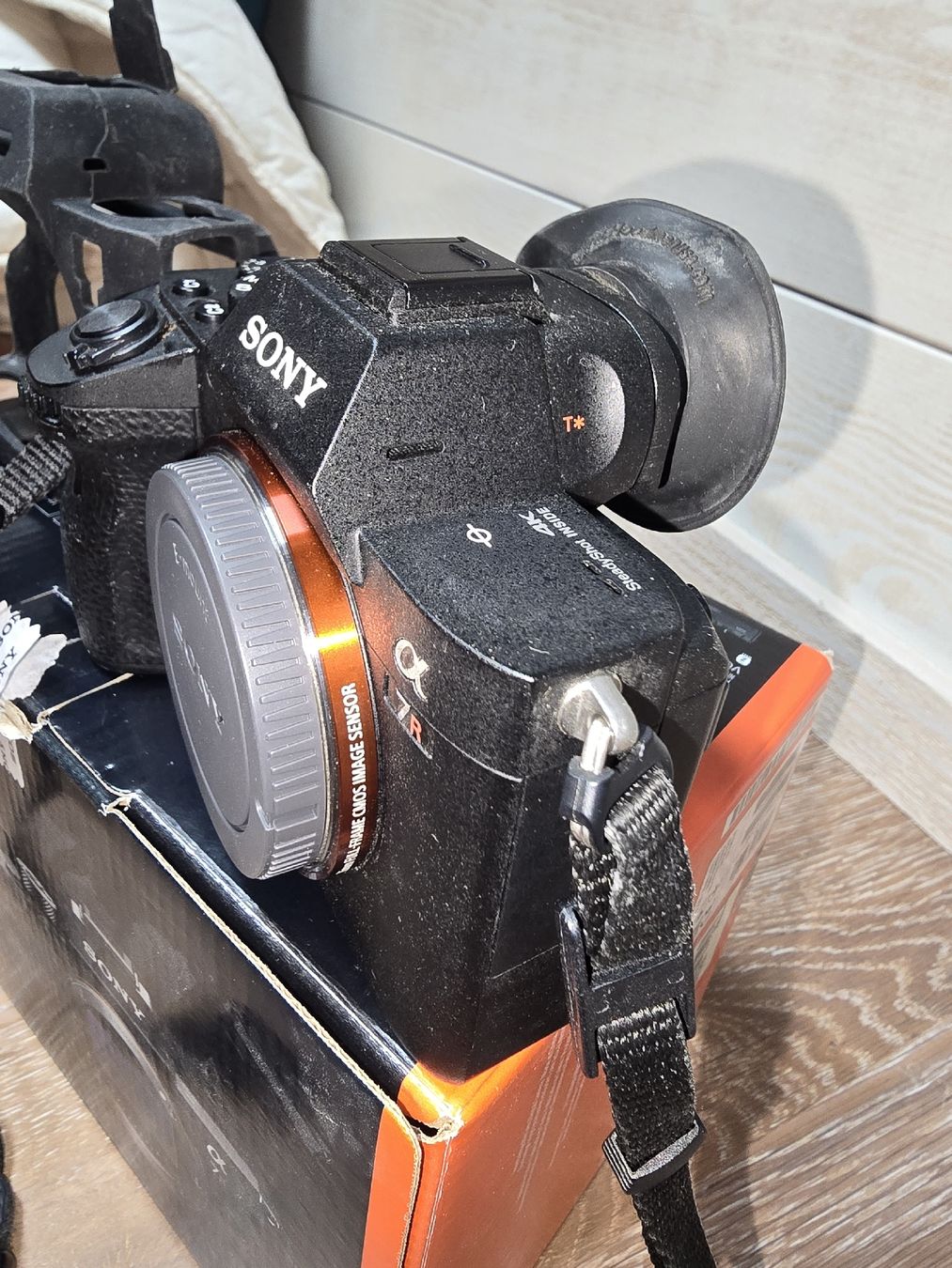 Sony Fotocamera: Magnifique Sony A7R3 – Usato da Cartigny venduto da campingping 5