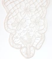 Spitzen-Tischläufer - Chemin de table dentelle