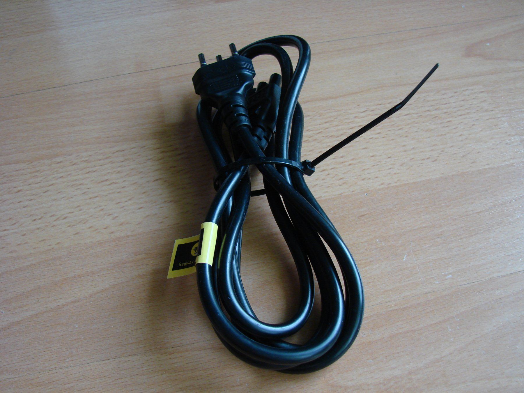 Segway Kickboard: Segway P65 Ladekabel – Neu (gemäss Beschreibung) aus Niederuzwil von Rade 3