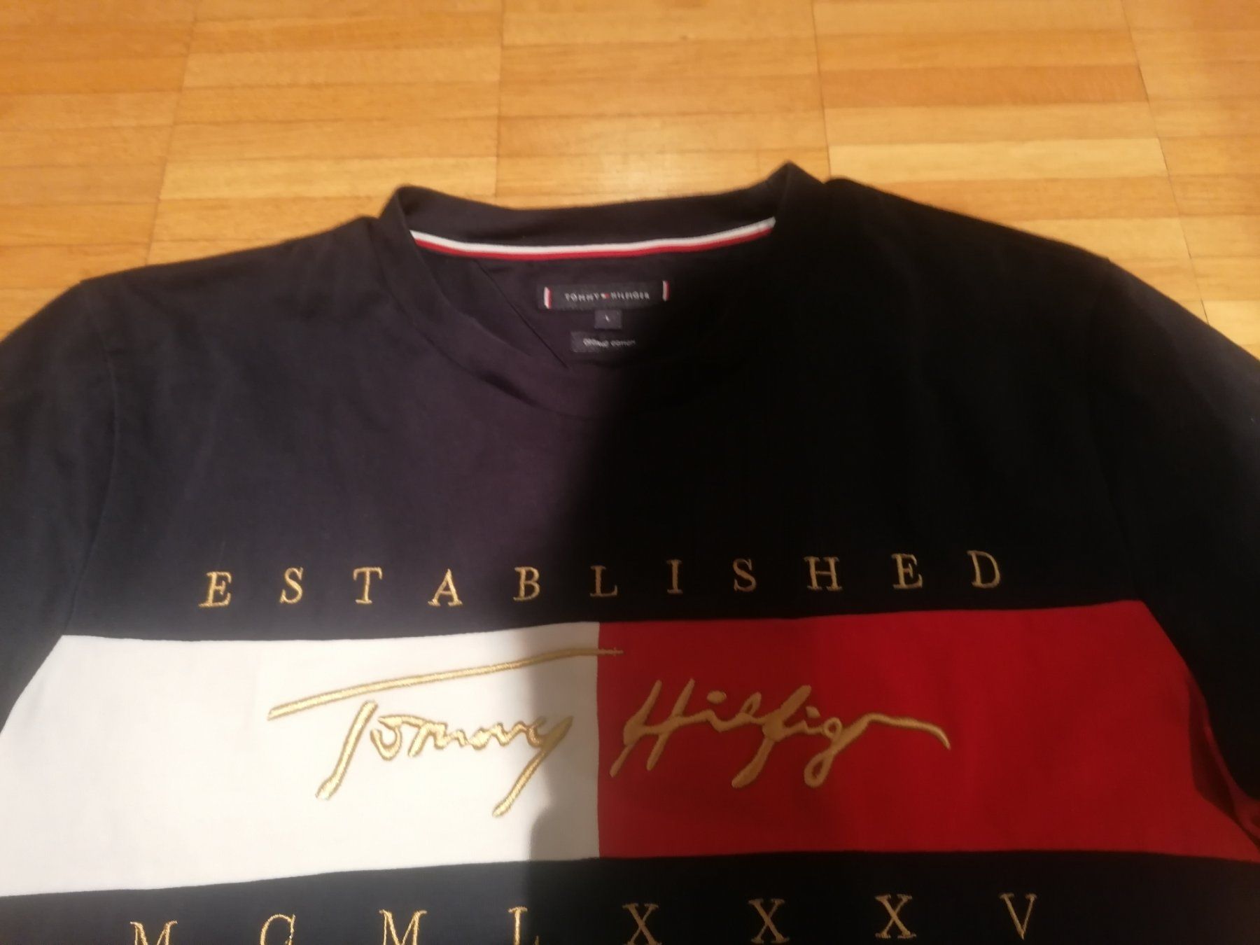 Tommy Hilfiger T-shirt: Tommy Hilfiger T-Shirt – Usato da Laufenburg venduto da megane1959 2