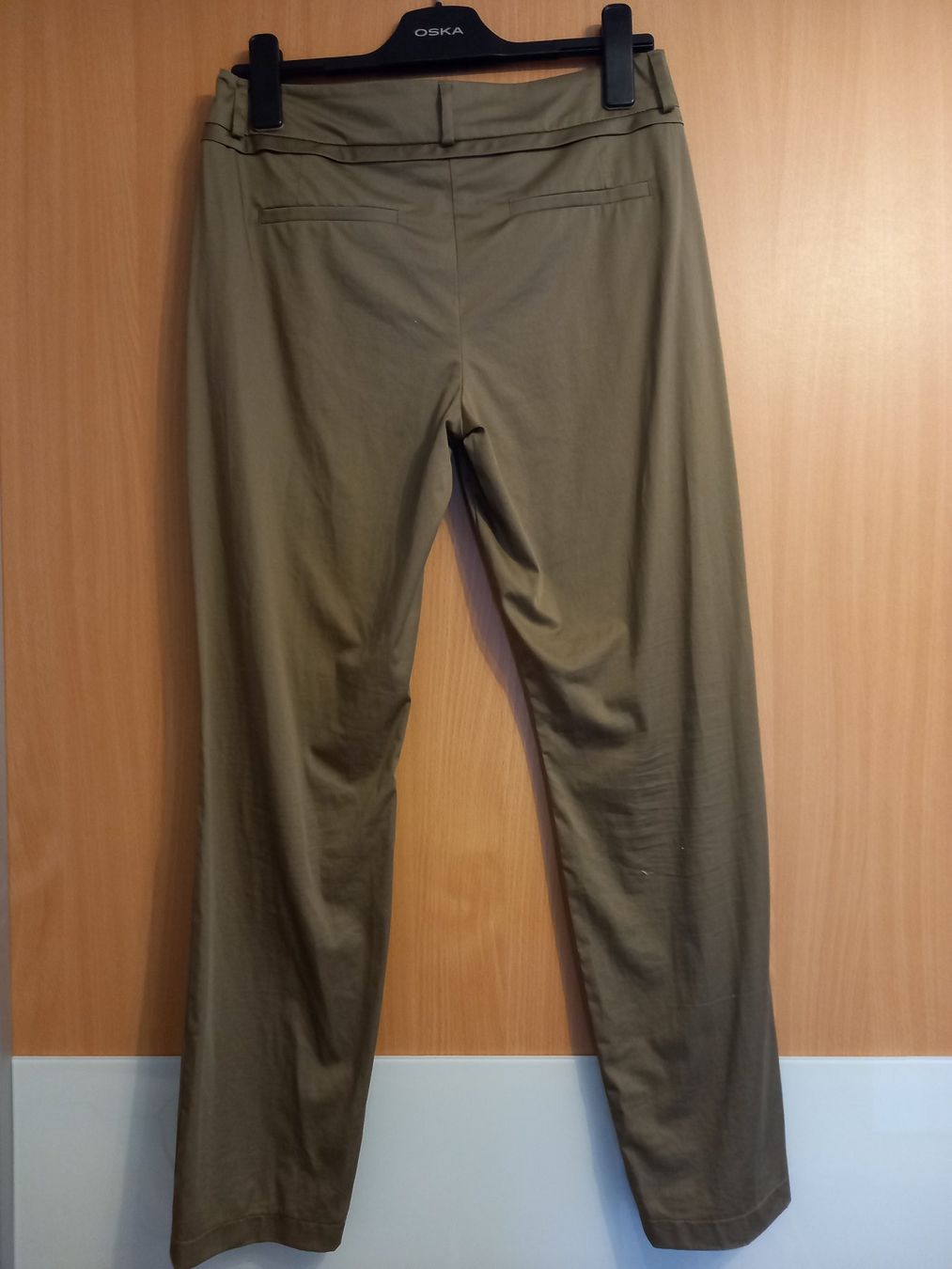 Comma Pantaloni: Damen Sommer Hose Comma – Usato da Solothurn venduto da sweyla21 1