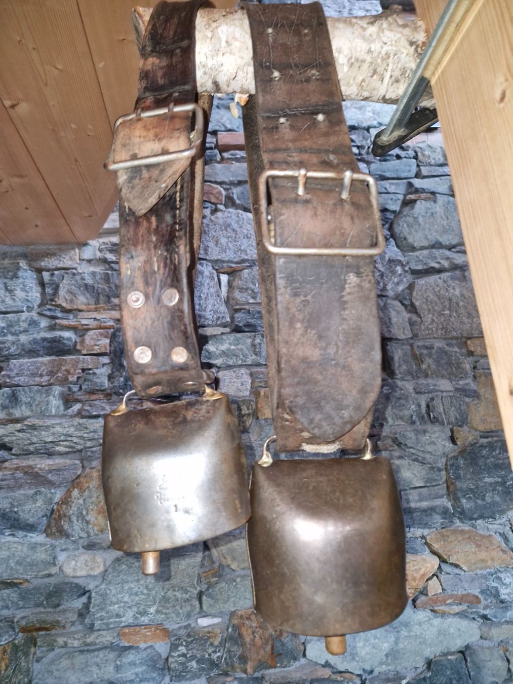 Glocken & Treicheln: Glocken Treicheln Chamonix – Gebraucht aus Guarda von rue_bpd7