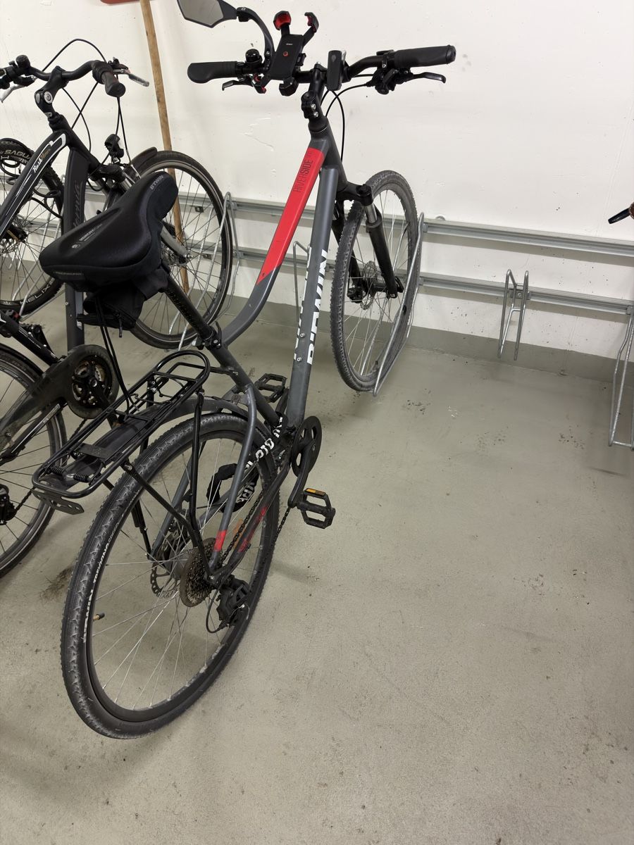 Decathlon Velos: Riverside 500 bicycle – Gebraucht aus Dietikon von Jacob-Alexandre