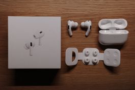 Apple AirPods Pro (2nd Gen.) MagSafe USB-C
