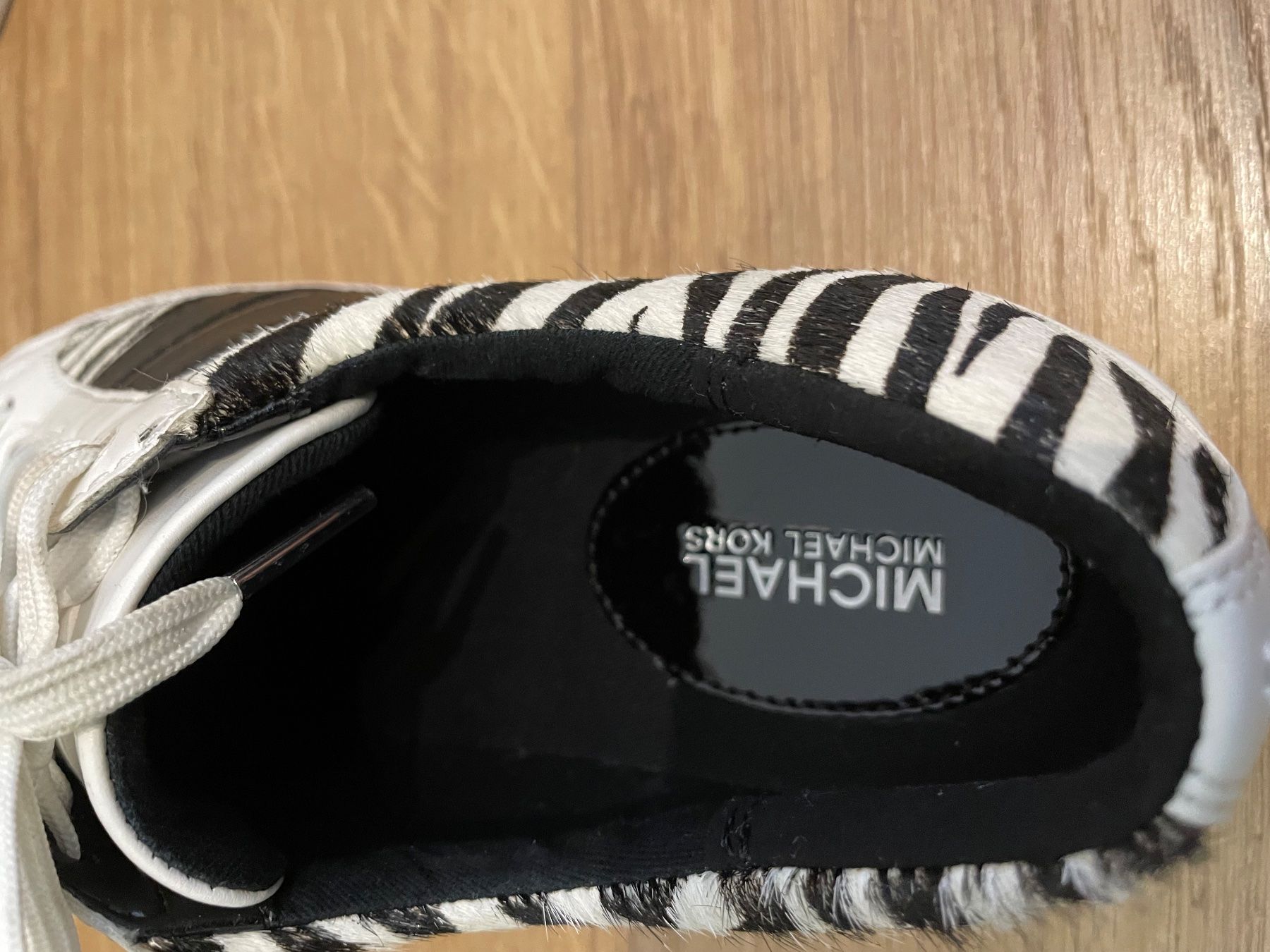Michael Kors Scarpe da donna: Michael Kors Sneakers / Gr.38 – Usato da Vilters venduto da markus_85 2