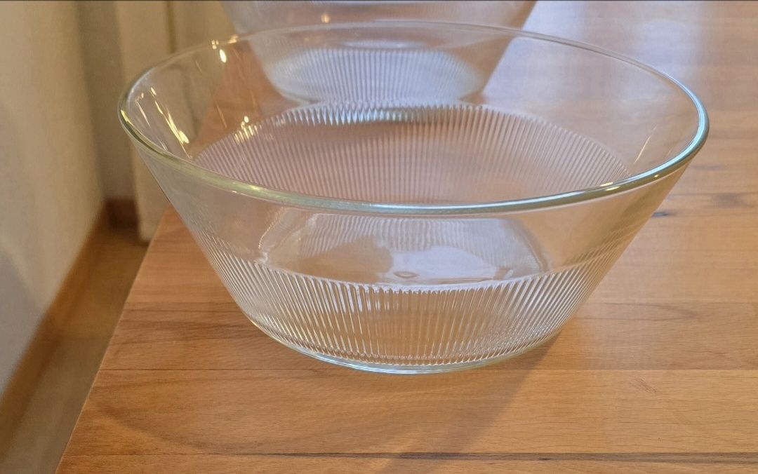 Schalen: Glasschüssel – Neu (gemäss Beschreibung) aus Sursee von M_Z 1