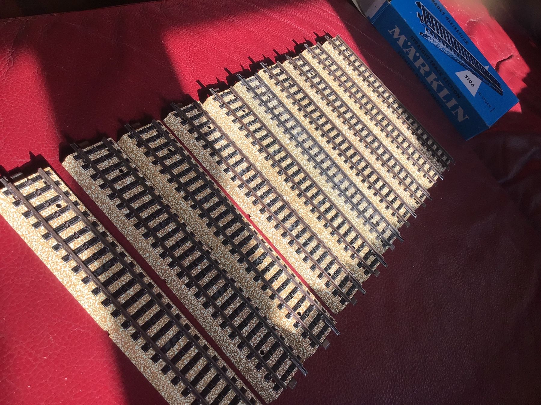 Märklin Modellini di ferrovie: Märklin M-Gleis 5106 - 10 Stk – Usato da Hirzel venduto da Jim_knopf 2